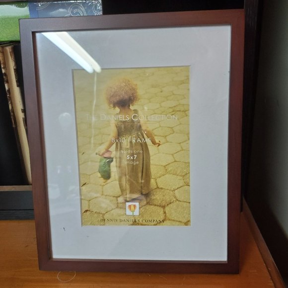 Dennis Daniels Matted 5"x7" Photo with 8"x10" Walnut (W41) Wood Frame #W6205WN - Picture 3 of 4